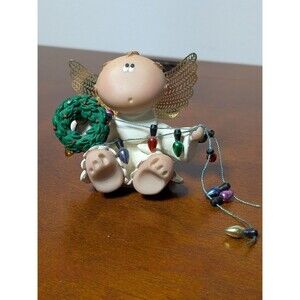 VINTAGE Kirk’s Kritters Angel Figurine Christmas Lights and WREATH Shelf sitter